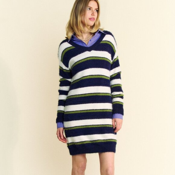 DAVI & DANI TEXTURED VEGAN ANGORA COLORBLOCK STRIPED V-NECK SWEATER TUNIC DRESS - Picture 5 of 10